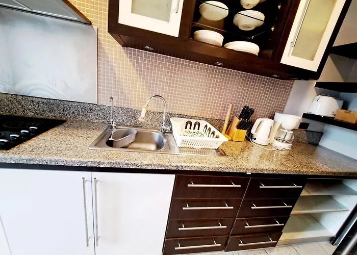 Luxurious 2-bedroom With Pool View Near Bts Ekkamai Station * バンコク都